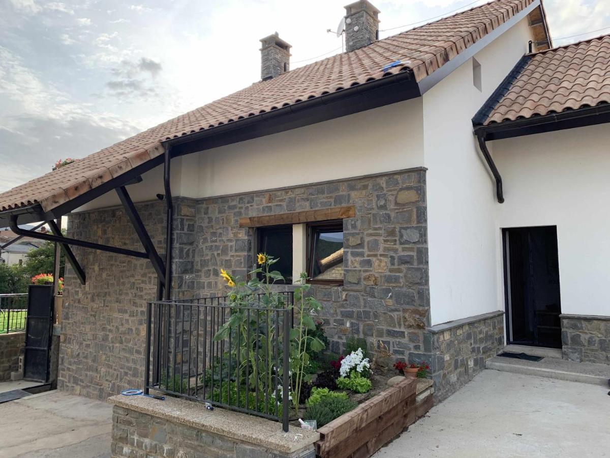 Casa Cotefablo Aloj Sorrosal Gavin Biescas Apartment Bagian luar foto